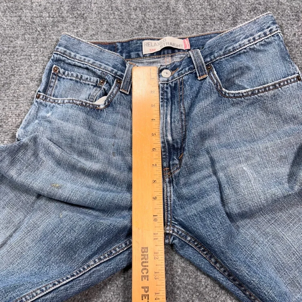 Levi's 559 Relaxed Straight Jeans Mens 32x32 Medium Wash Blue Denim Distressed